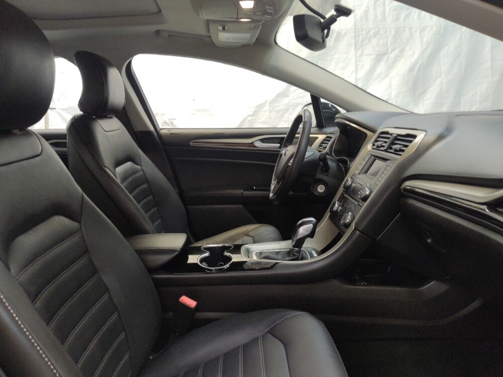 2016 Ford Fusion in Fairfield, OH 45014 - 18092785 21