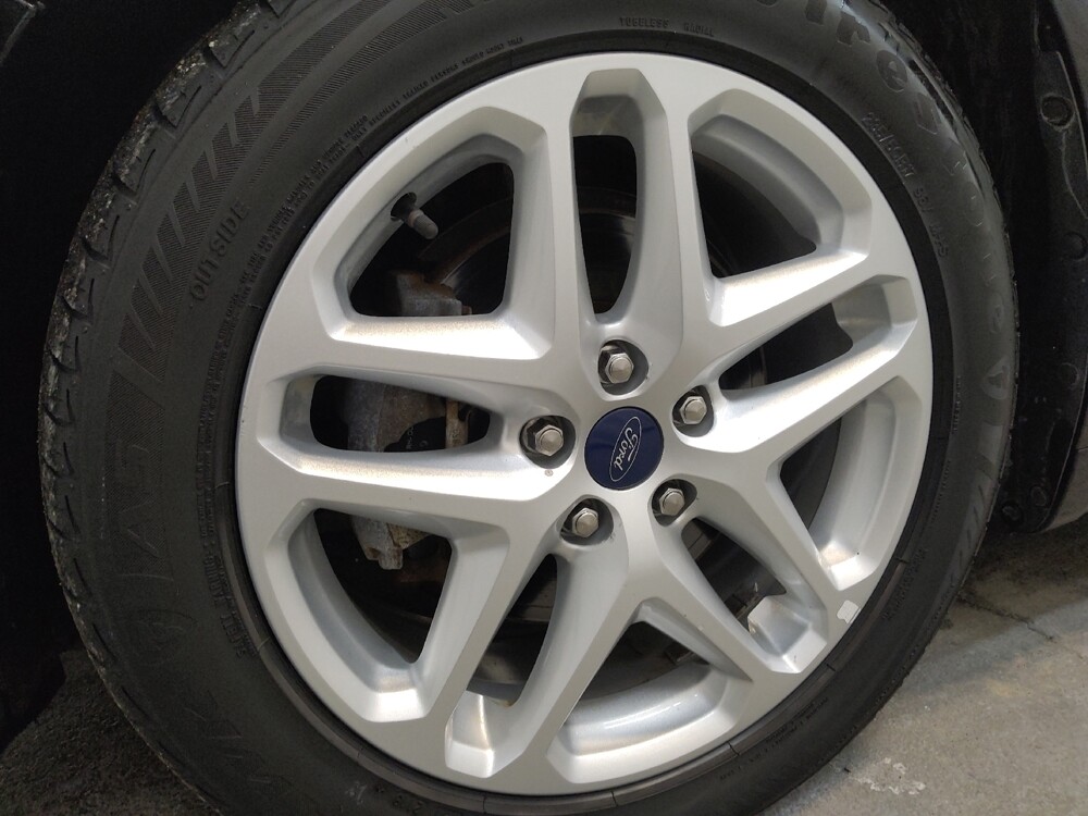 2016 Ford Fusion in Fairfield, OH 45014 - 18092785 31