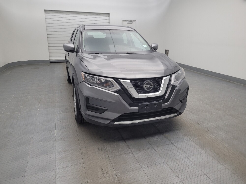 2018 Nissan Rogue in Fairfield, OH 45014 - 18092791 14