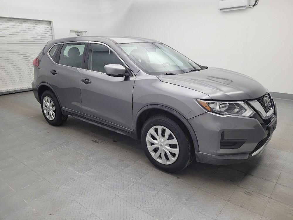 2018 Nissan Rogue in Fairfield, OH 45014 - 18092791 11