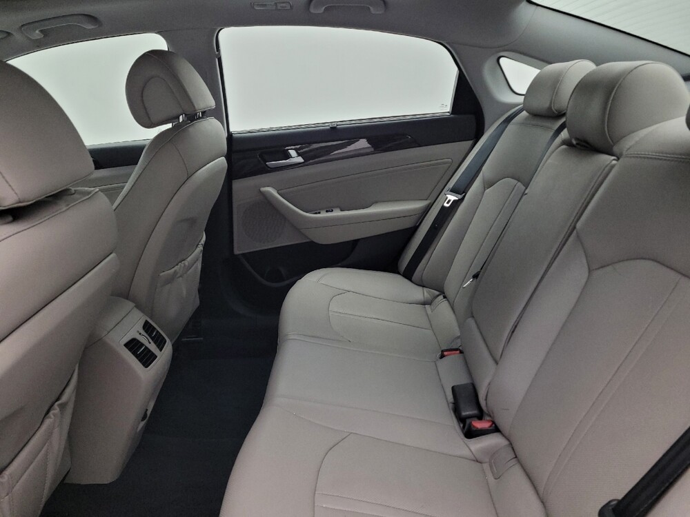 2015 Hyundai Sonata in Fairfield, OH 45014 - 18092793 18