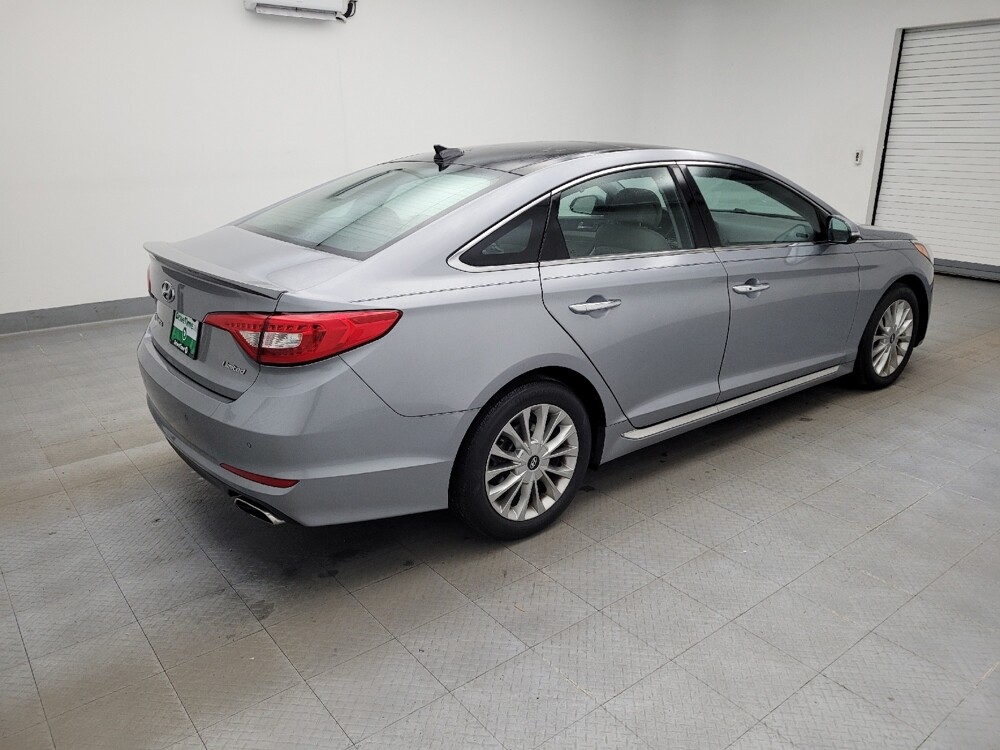 2015 Hyundai Sonata in Fairfield, OH 45014 - 18092793 10