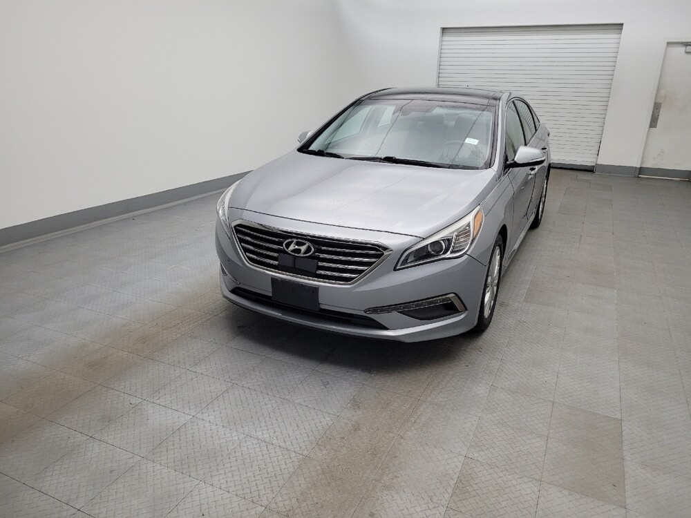 2015 Hyundai Sonata in Fairfield, OH 45014 - 18092793 15