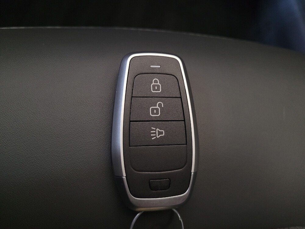 2022 Hyundai Sonata in Fairfield, OH 45014 - 18092794 32