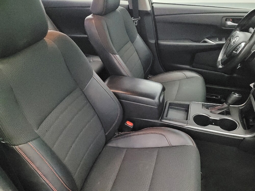 2016 Toyota Camry in Newport News, VA 23601 - 18092801 21