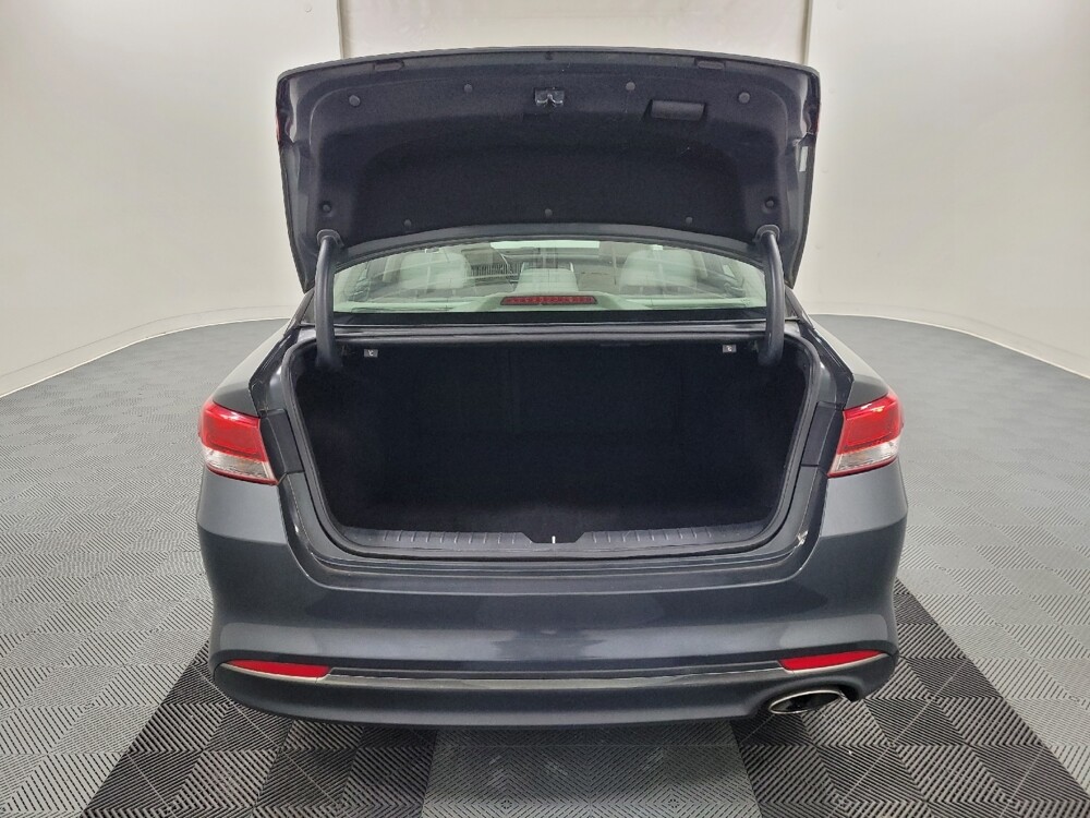 2016 Kia Optima in Pittsburgh, PA 15236 - 18092802 29