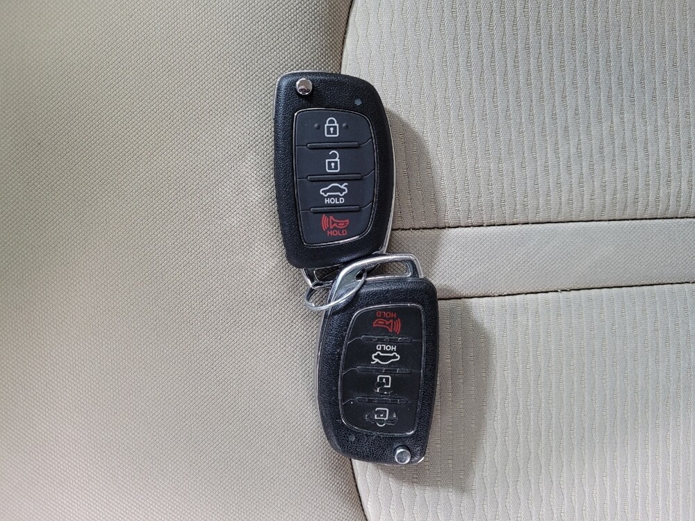 2015 Hyundai Sonata in Pittsburgh, PA 15236 - 18092808 32