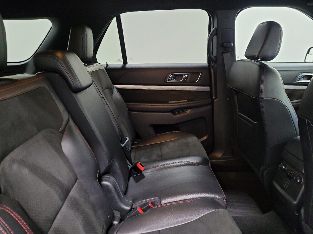 2018 Ford Explorer in Pittsburgh, PA 15236 - 18092817 19