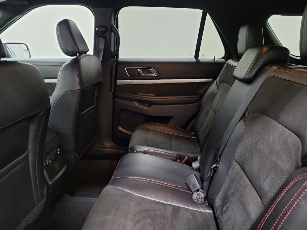 2018 Ford Explorer in Pittsburgh, PA 15236 - 18092817 18