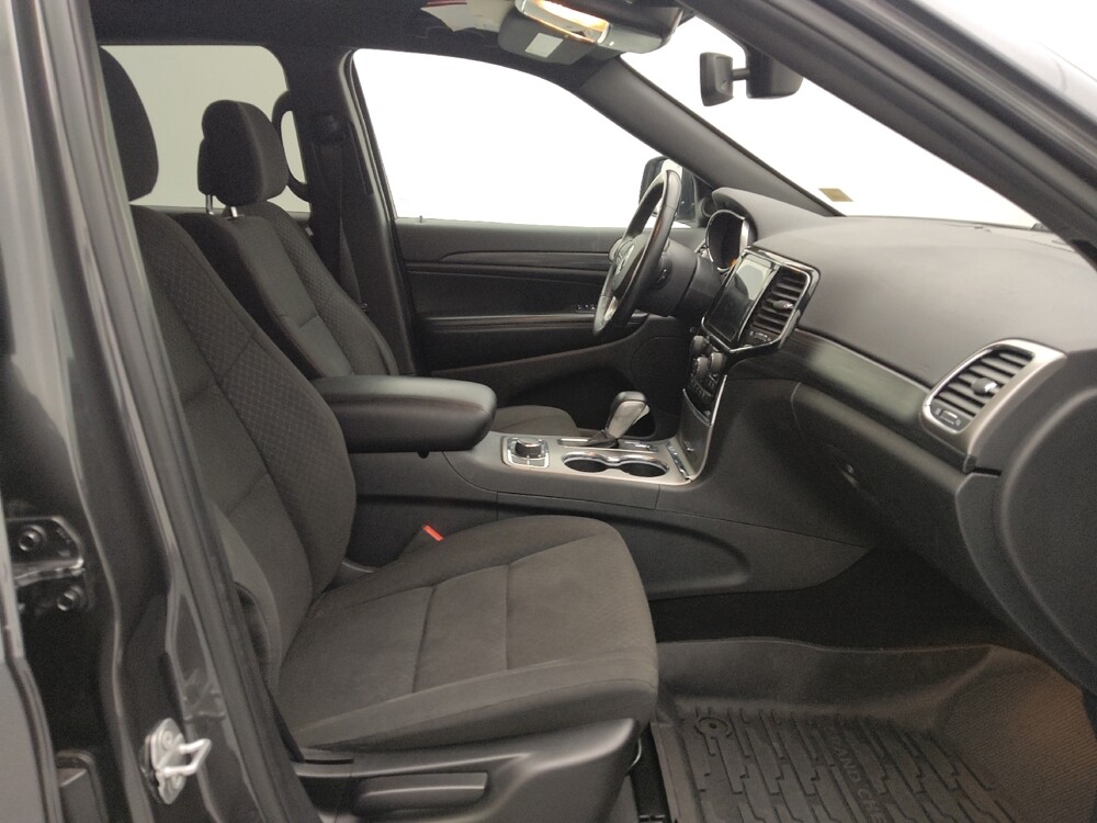 2019 Jeep Grand Cherokee in St. Louis, MO 63136 - 18092823 21