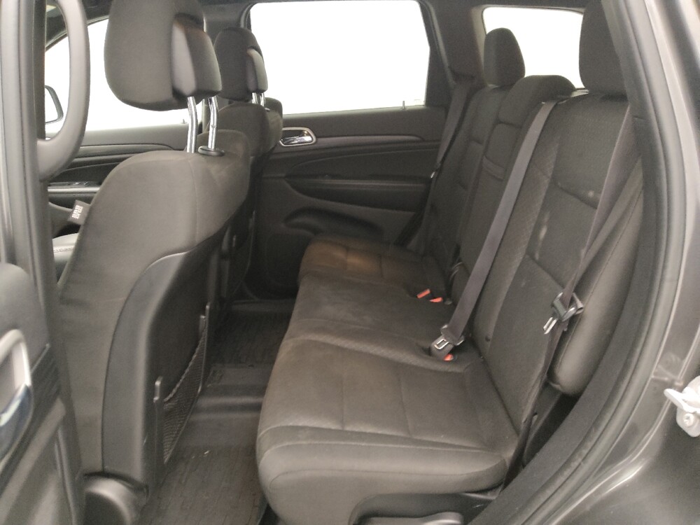 2019 Jeep Grand Cherokee in St. Louis, MO 63136 - 18092823 18