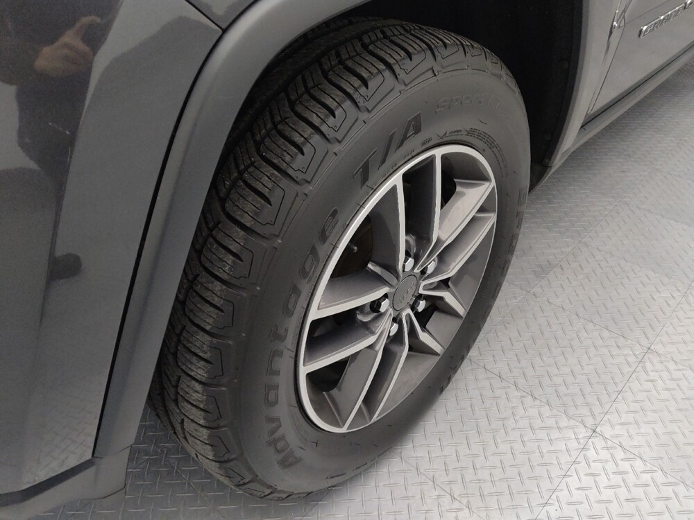 2019 Jeep Grand Cherokee in St. Louis, MO 63136 - 18092823 31