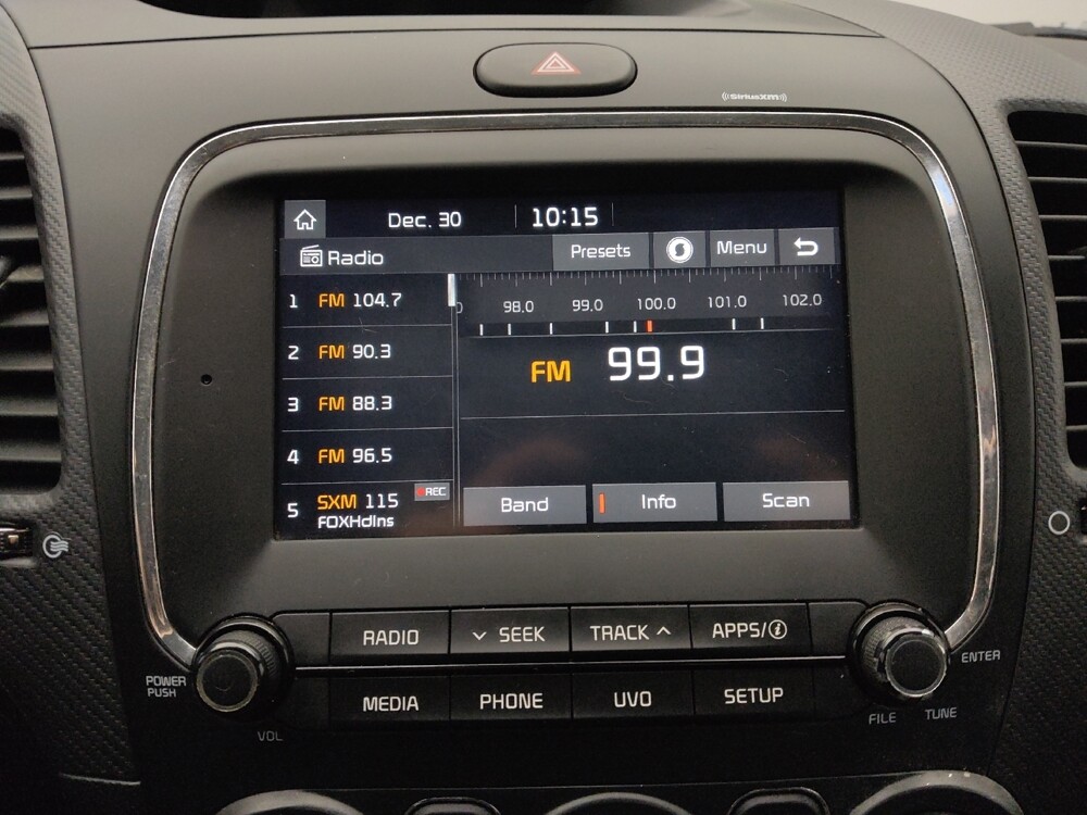 2017 Kia Forte in St. Louis, MO 63125 - 18092824 25