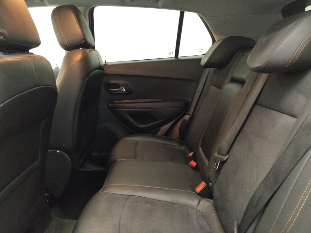 2020 Chevrolet Trax in Lombard, IL 60148 - 18092828 18