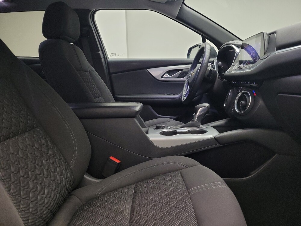 2021 Chevrolet Blazer in Grand Rapids, MI 49508 - 18092832 21