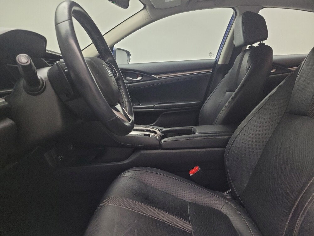 2020 Honda Civic in Grand Rapids, MI 49508 - 18092833 17
