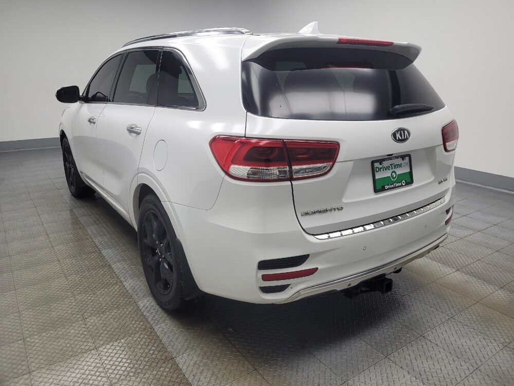 2018 Kia Sorento in Indianapolis, IN 46222 - 18092838 5