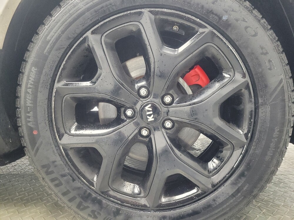 2018 Kia Sorento in Indianapolis, IN 46222 - 18092838 31