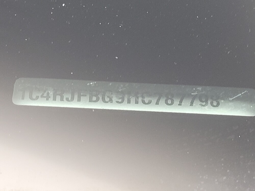 2017 Jeep Grand Cherokee in Highland, IN 46322 - 18092840 33