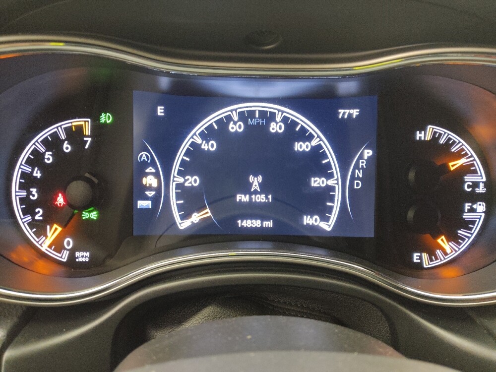 2018 Jeep Grand Cherokee in Tampa, FL 33612 - 18092843 23