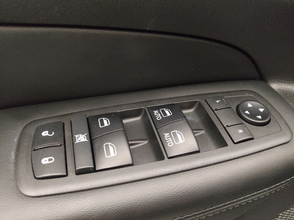 2018 Jeep Grand Cherokee in Tampa, FL 33612 - 18092843 27