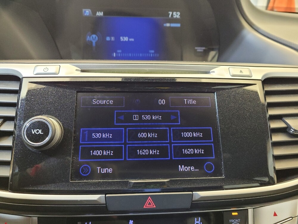 2015 Honda Accord in Fairfield, OH 45014 - 18092854 25