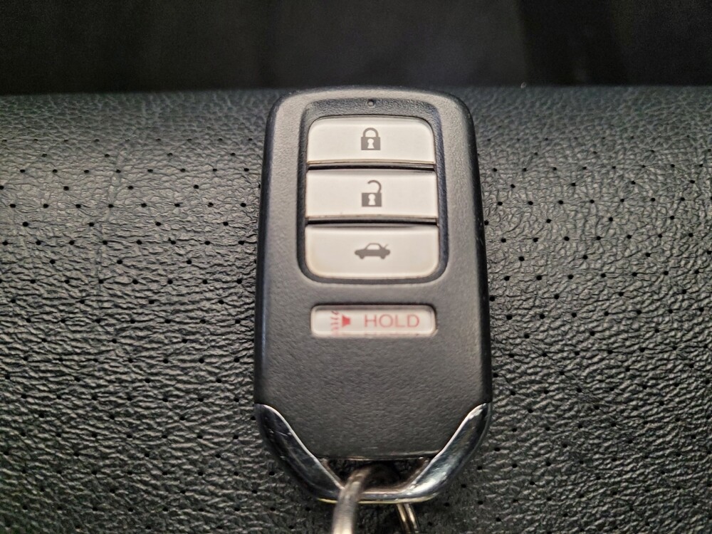 2015 Honda Accord in Fairfield, OH 45014 - 18092854 32