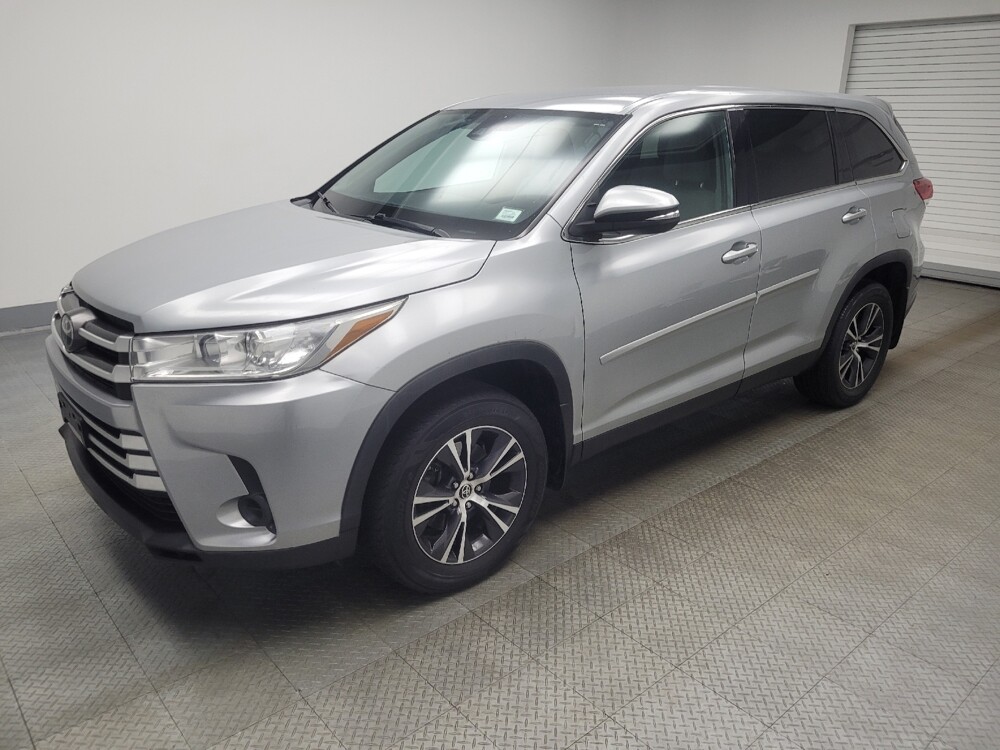 2019 Toyota Highlander in Mishawaka, IN 46545 - 18092858 2
