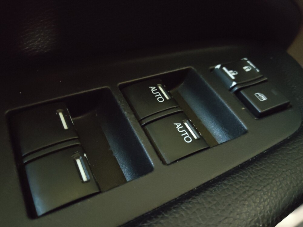 2018 Honda Pilot in Winston-Salem, NC 27103 - 18092861 27