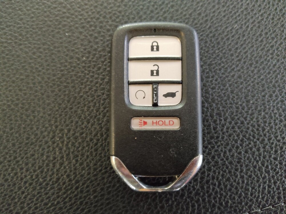 2018 Honda Pilot in Winston-Salem, NC 27103 - 18092861 32