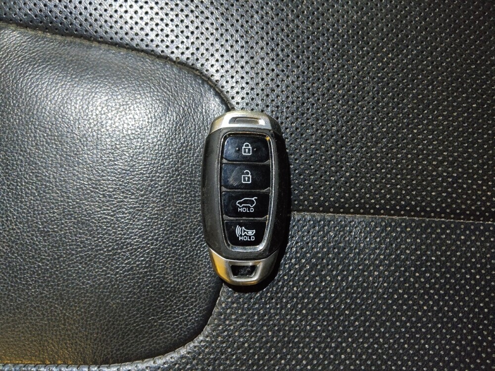 2020 Hyundai Santa Fe in Greenville, SC 29607 - 18092862 32