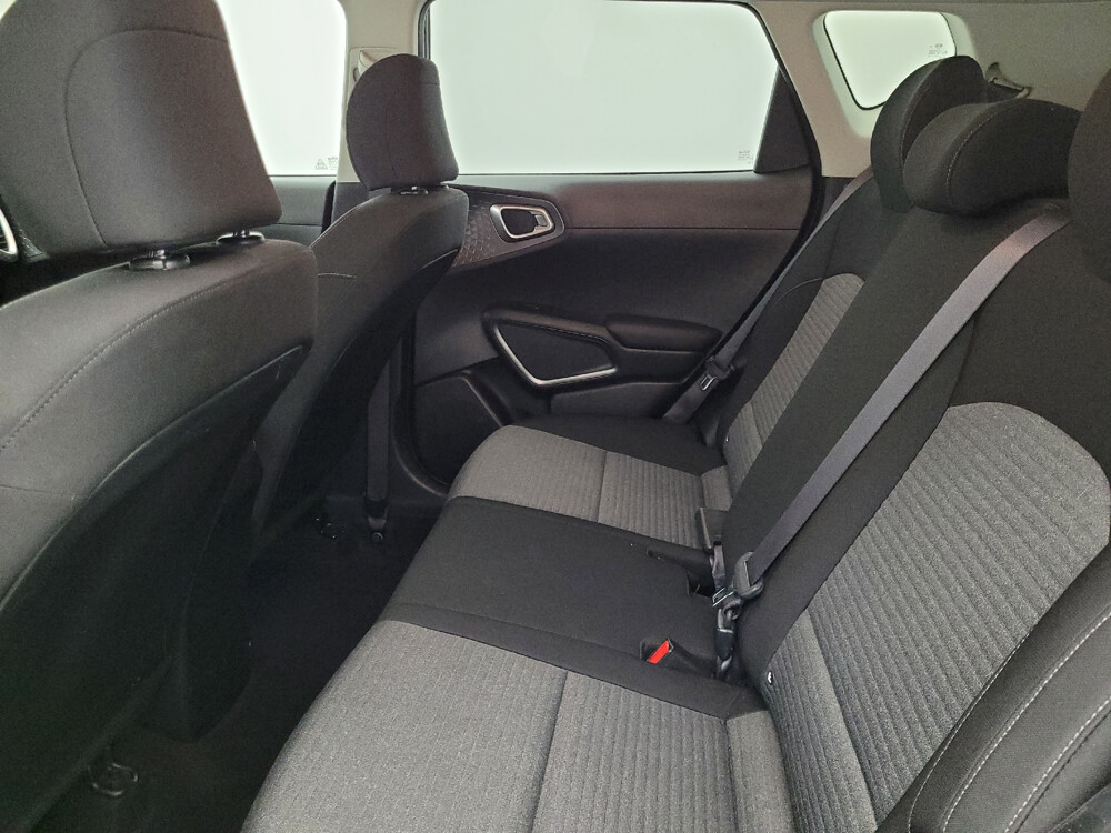 2020 Kia Soul in Tampa, FL 33619 - 18092864 18