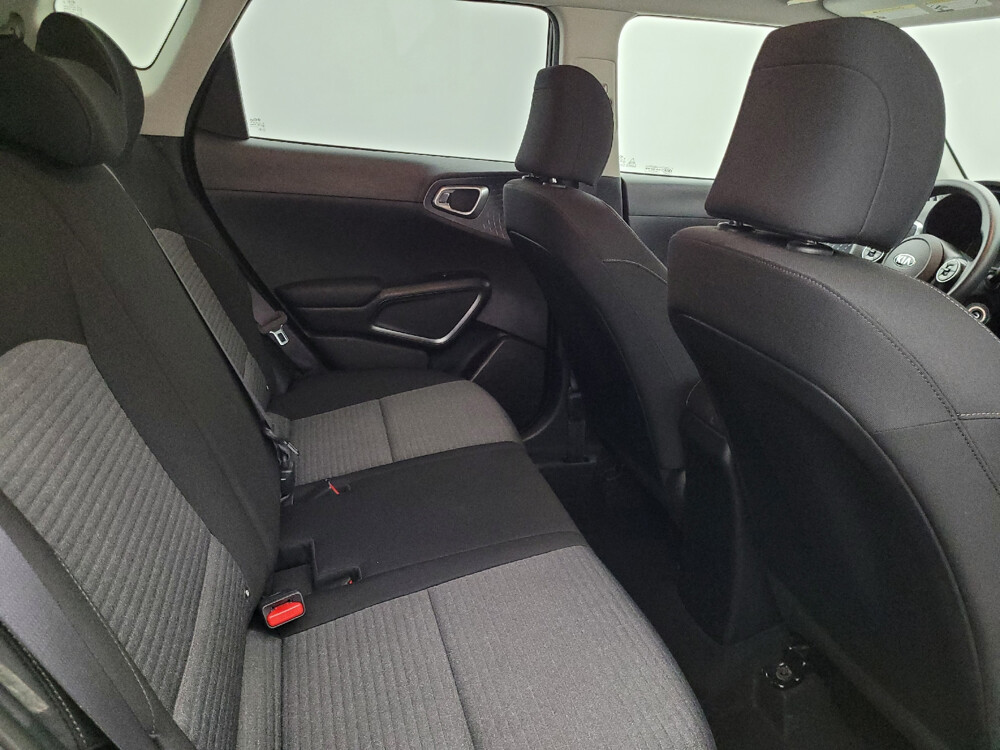 2020 Kia Soul in Tampa, FL 33619 - 18092864 19