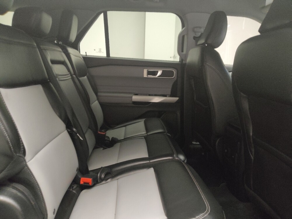 2022 Ford Explorer in Grand Rapids, MI 49508 - 18092872 19
