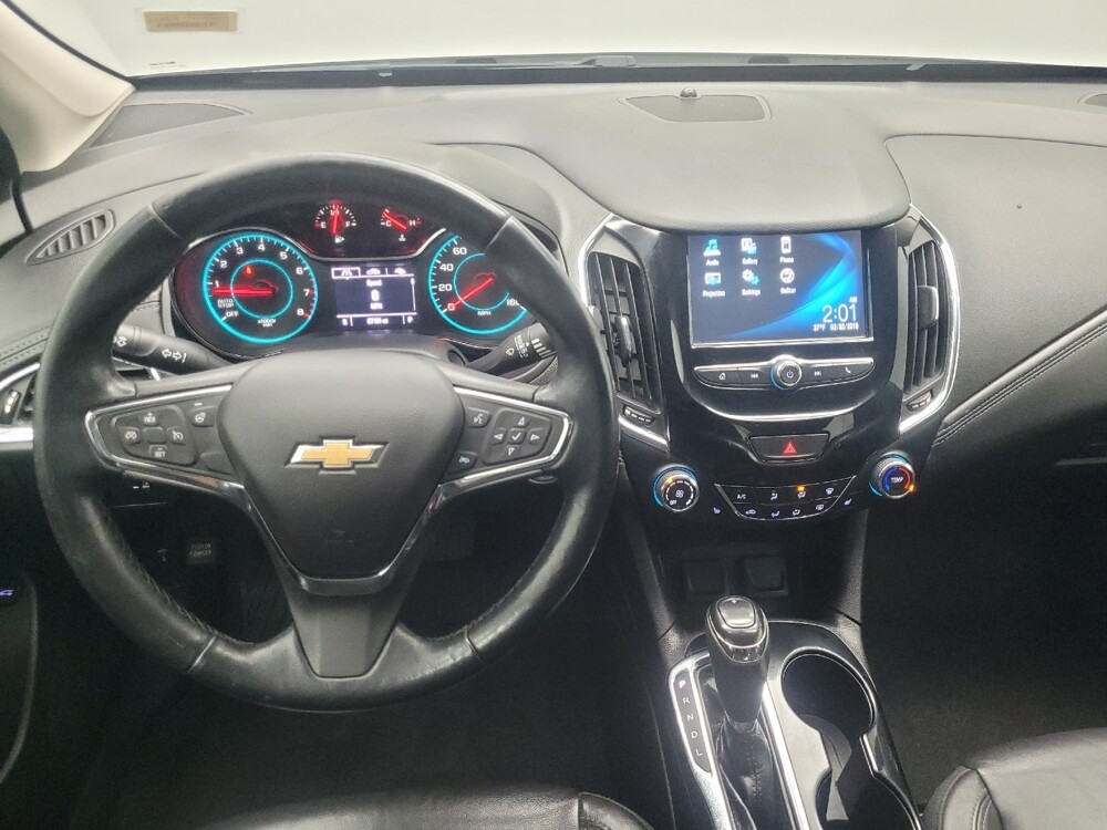 2018 Chevrolet Cruze in Mishawaka, IN 46545 - 18092874 22