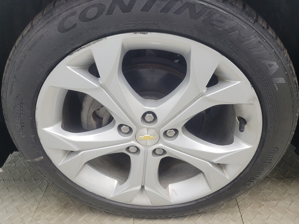 2018 Chevrolet Cruze in Mishawaka, IN 46545 - 18092874 31