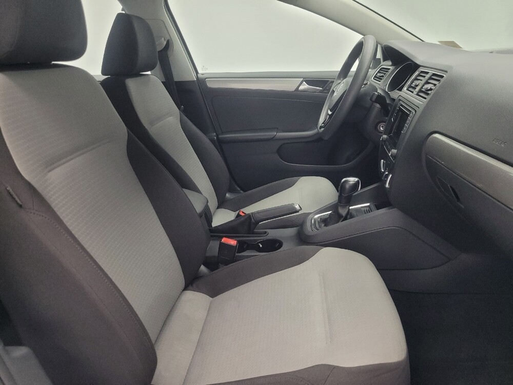 2017 Volkswagen Jetta in Indianapolis, IN 46222 - 18092875 21