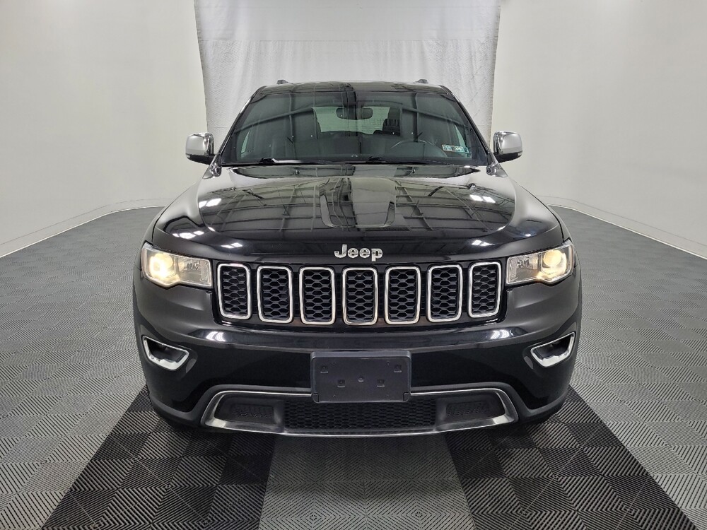 2020 Jeep Grand Cherokee in Pittsburgh, PA 15236 - 18092879 14