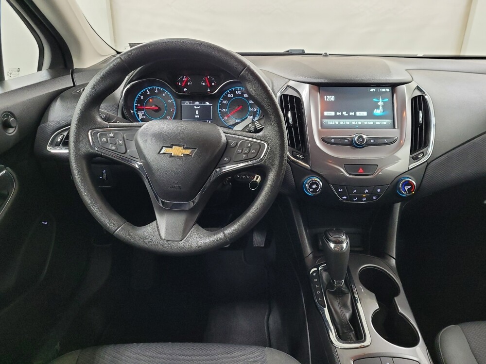 2018 Chevrolet Cruze in Pittsburgh, PA 15236 - 18092880 22