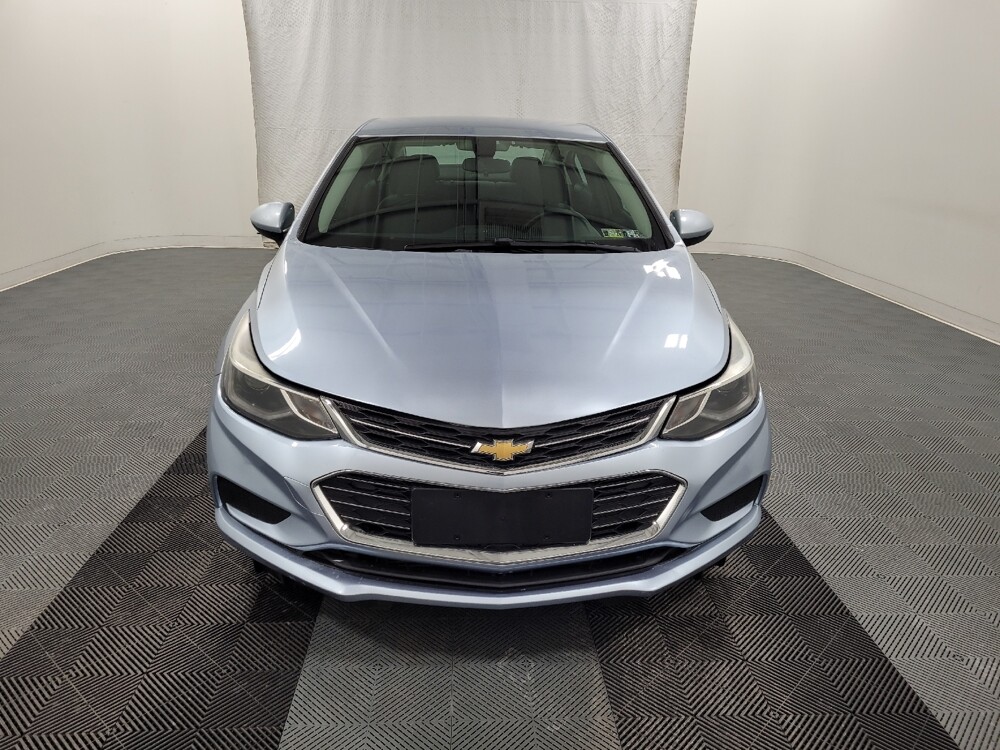 2018 Chevrolet Cruze in Pittsburgh, PA 15236 - 18092880 14