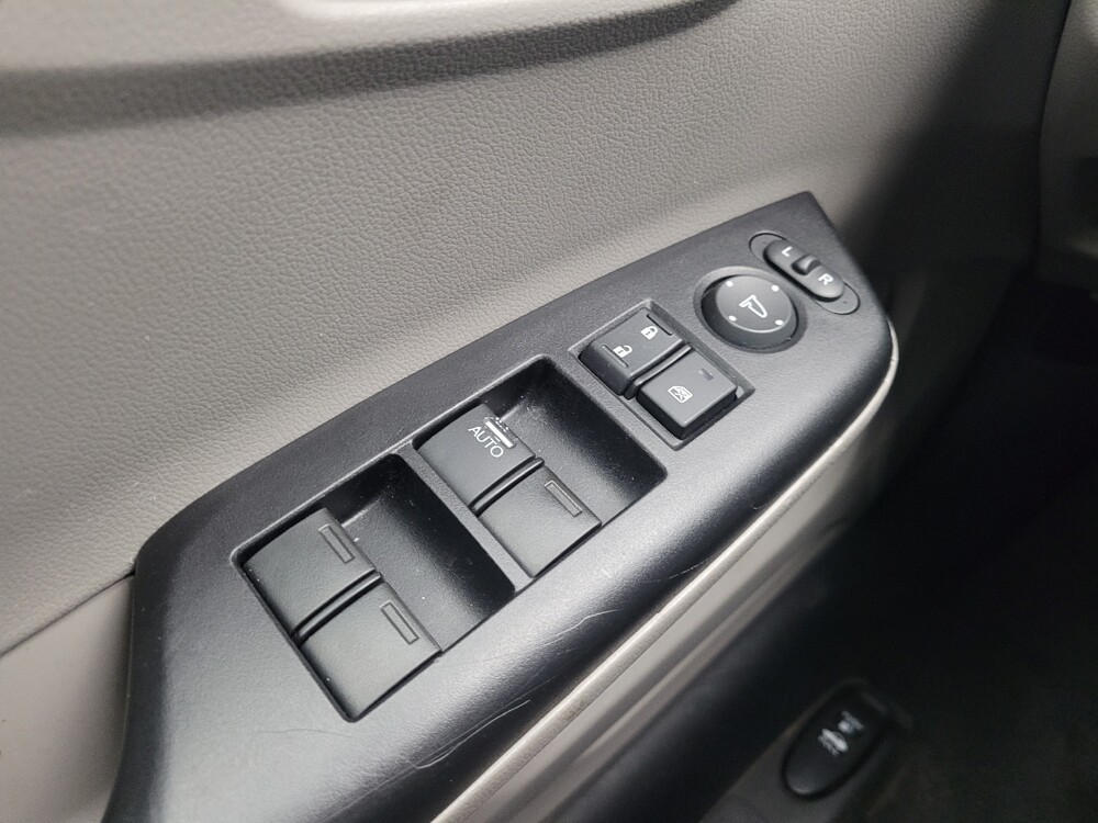 2013 Honda Civic in Taylor, MI 48180 - 18092881 27