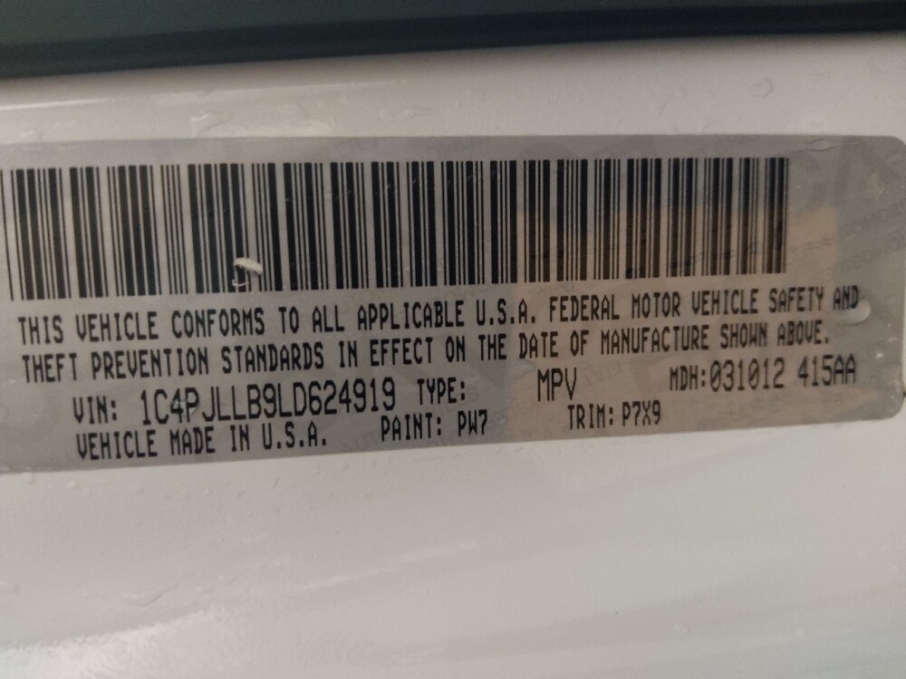 2020 Jeep Cherokee in Live Oak, TX 78233 - 18092886 33