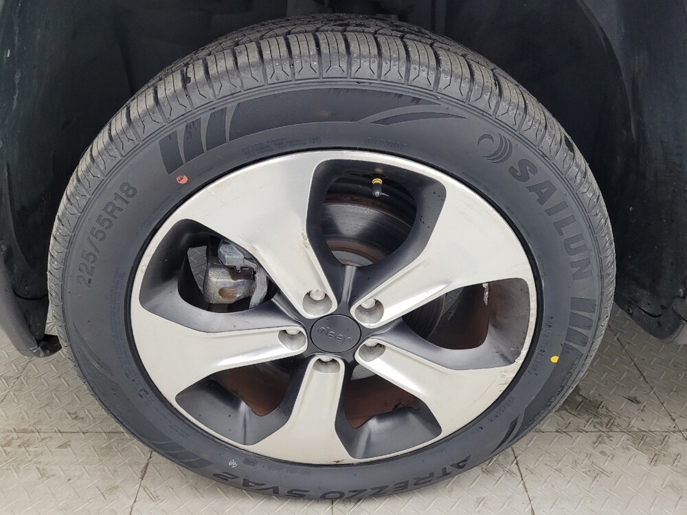 2018 Jeep Compass in Greensboro, NC 27407 - 18092895 31