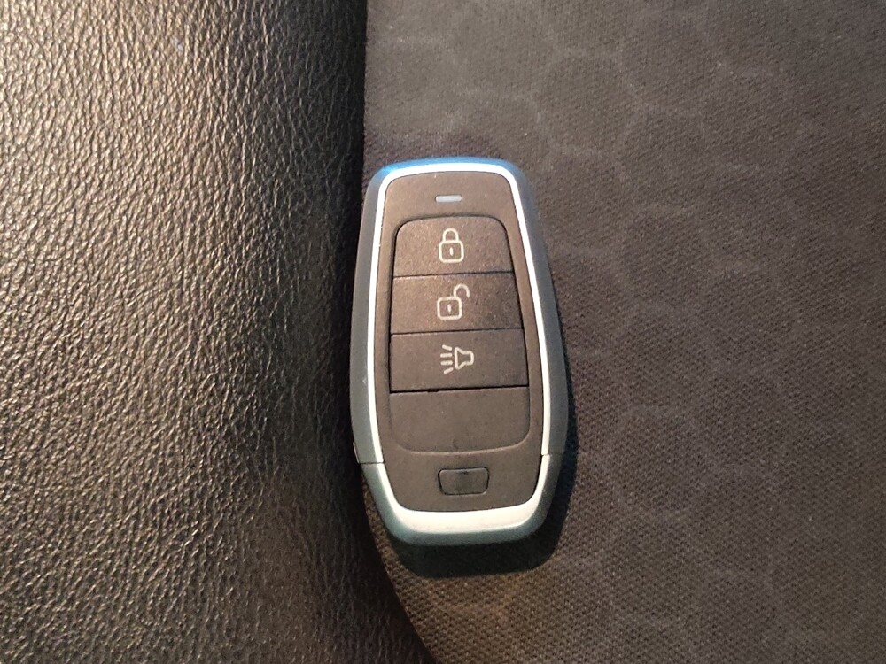 2018 Jeep Compass in Greensboro, NC 27407 - 18092895 32