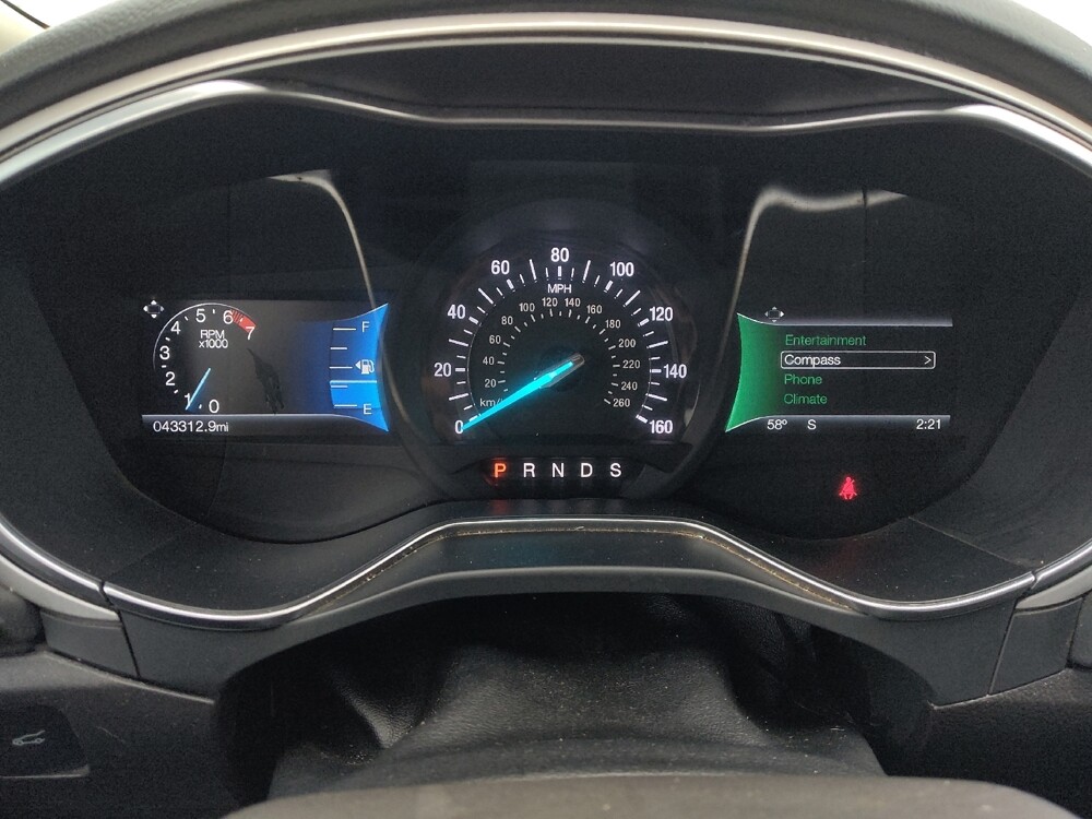 2016 Ford Fusion in Glendale, AZ 85301 - 18092901 23