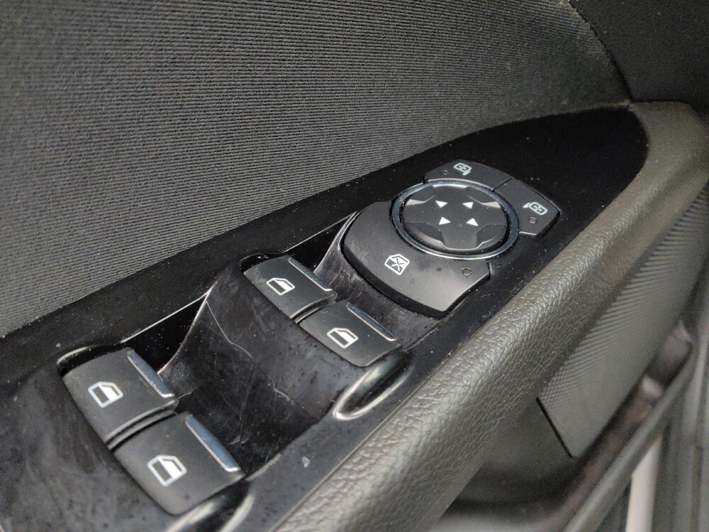 2016 Ford Fusion in Glendale, AZ 85301 - 18092901 27