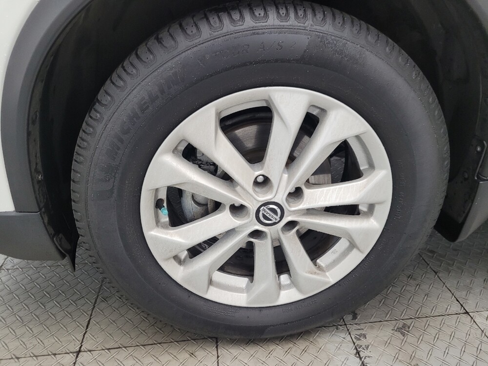 2018 Nissan Rogue in Phoenix, AZ 85022 - 18092902 31