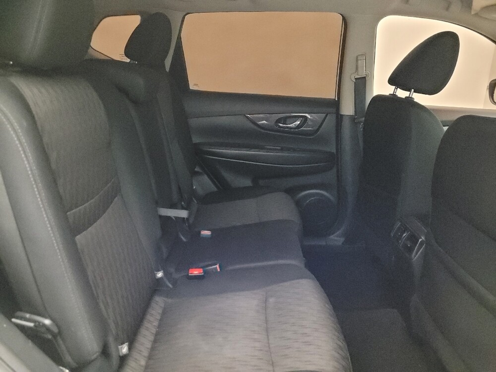 2018 Nissan Rogue in Phoenix, AZ 85022 - 18092902 19