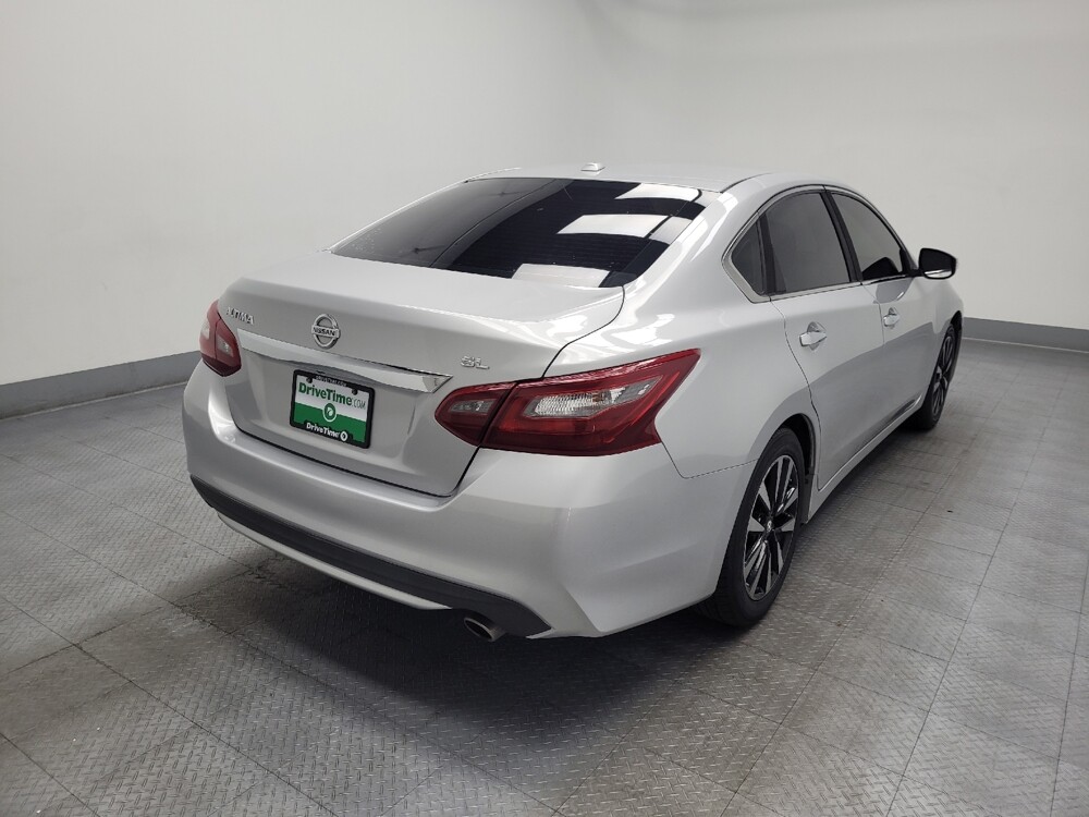 2018 Nissan Altima in Reno, NV 89502 - 18092905 9