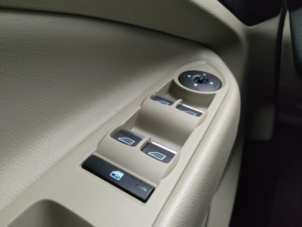 2017 Ford Escape in Midlothian, IL 60445 - 18092908 27